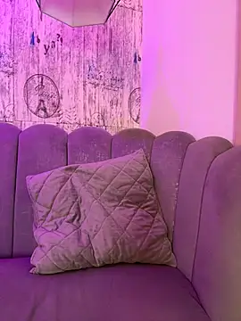 AbyThompson online show from April 26, 4:26 pm