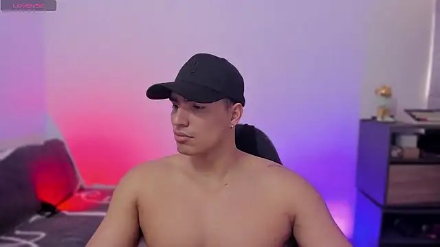 JamesGraay online show from January 16, 4:22 pm