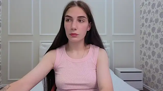 Snapshot of NikaStark_ chatting on July 18, 6:23 pm NikaStark online show from July 18, 6:23 pm