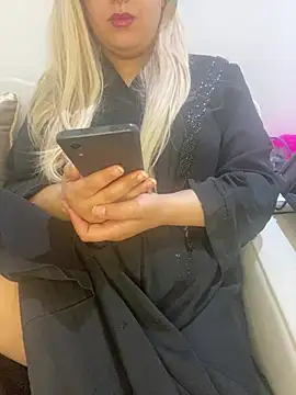 yassminsexy22 online show from May 15, 6:15 pm
