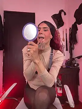 Snapshot of akinoro_ chatting on December 3, 4:28 pm akinoro online show from December 3, 4:28 pm