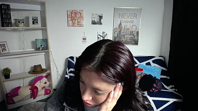Sian  1 online show from December 19, 12:34 pm