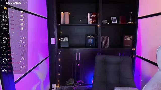 Snapshot of CamilaHarperr_ chatting on January 21, 7:58 am CamilaHarperr online show from January 21, 7:58 am