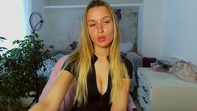 Submissive love online show from June 13, 1:53 pm