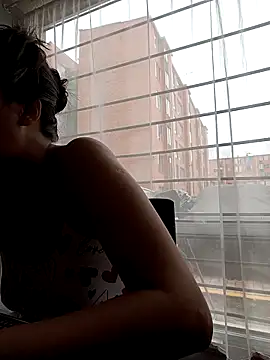 Bonny Klote online show from October 8, 3:31 pm