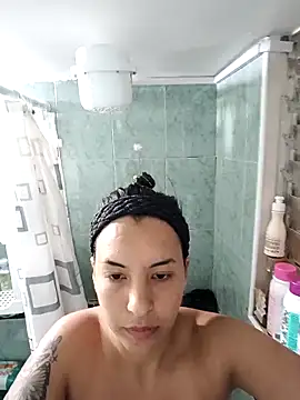 Bonny Klote online show from December 3, 6:39 pm