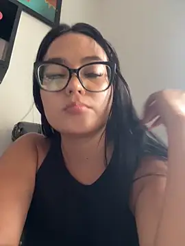 Snapshot of Karla-sexy01 chatting on November 27, 8:44 pm Karla-sexy01 online show from November 27, 8:44 pm