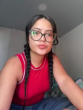 Snapshot of Karla-sexy01 chatting on June 20, 9:17 pm Karla-sexy01 online show from June 20, 9:17 pm