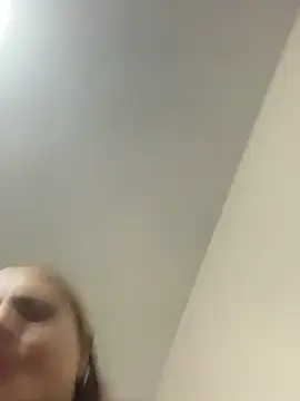 evy orange1 online show from December 3, 2:25 am