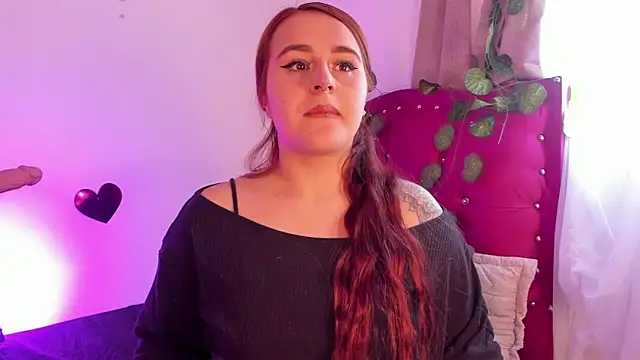 evy orange1 online show from March 3, 4:35 pm