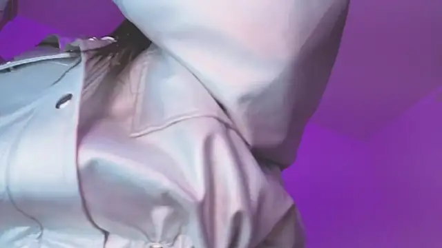 evy orange1 online show from October 11, 1:05 am