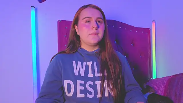 evy orange1 online show from October 18, 1:08 am