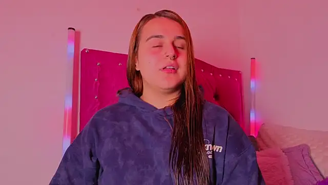 evy orange1 online show from November 22, 1:04 am