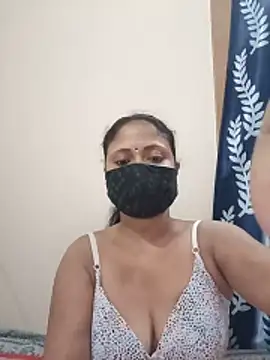 Snapshot of Anjali_88 chatting on May 22, 6:24 pm Anjali 88 online show from May 22, 6:24 pm