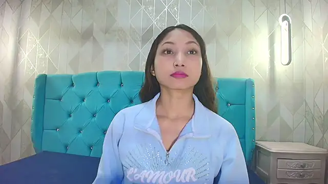 MadelineDoll online show from June 21, 2:08 pm