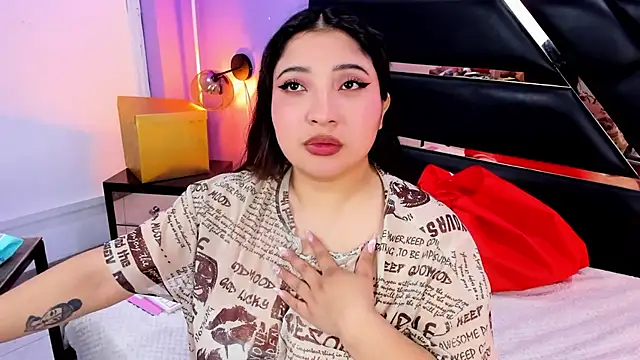 Emma monserrat online show from July 8, 11:48 am