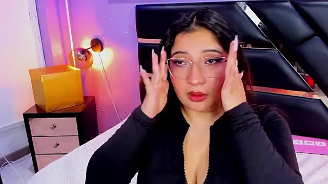 Emma monserrat online show from July 9, 11:25 am