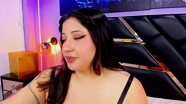 Emma monserrat online show from July 18, 11:36 am