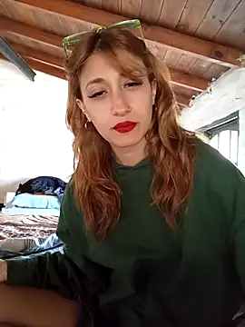 Viudanegraa online show from October 8, 1:31 pm