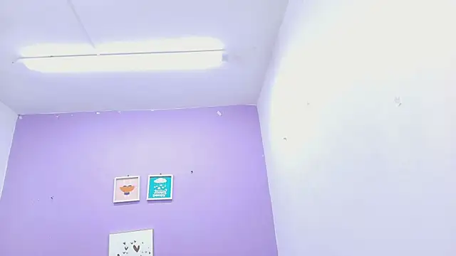 Snapshot of veronica_sinner_ chatting on March 15, 12:02 pm veronica sinner  online show from March 15, 12:02 pm