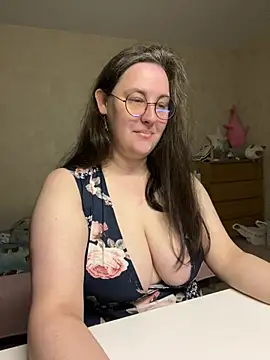 hungry1bunny online show from July 3, 6:47 pm