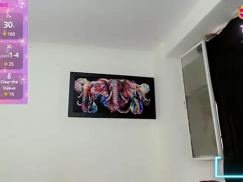 Snapshot of poison_girl21 chatting on September 17, 3:46 pm poison girl21 online show from September 17, 3:46 pm