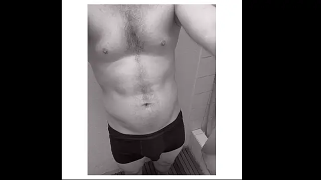 Snapshot of mr-k-quinn-x chatting on December 13, 12:31 am mr-k-quinn-x online show from December 13, 12:31 am