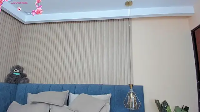 kathecute   online show from February 15, 1:46 am