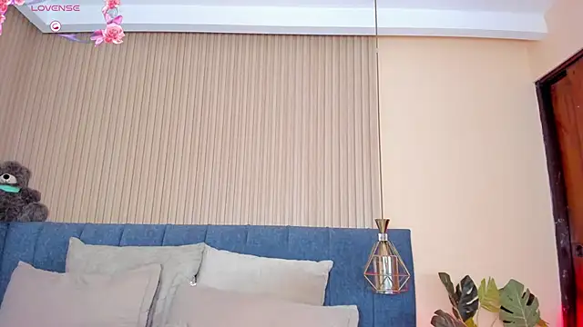 kathecute   online show from February 15, 12:14 pm