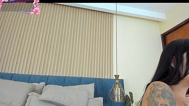 kathecute   online show from May 3, 1:44 am