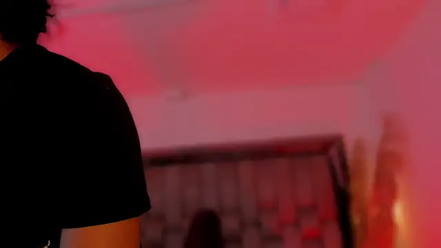 Snapshot of ChaynnaCooper chatting on November 28, 4:04 am ChaynnaCooper online show from November 28, 4:04 am