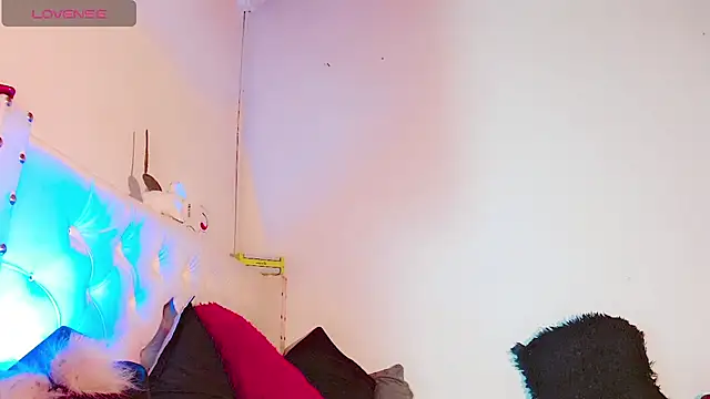 Snapshot of HELEM__S7 chatting on February 19, 11:14 pm HELEM S7 online show from February 19, 11:14 pm