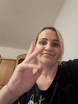 Malichkaanna30 online show from January 19, 2:49 pm