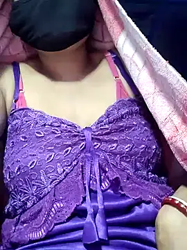 Snapshot of Sexy-sheela chatting on January 25, 1:10 am Sexy-sheela online show from January 25, 1:10 am