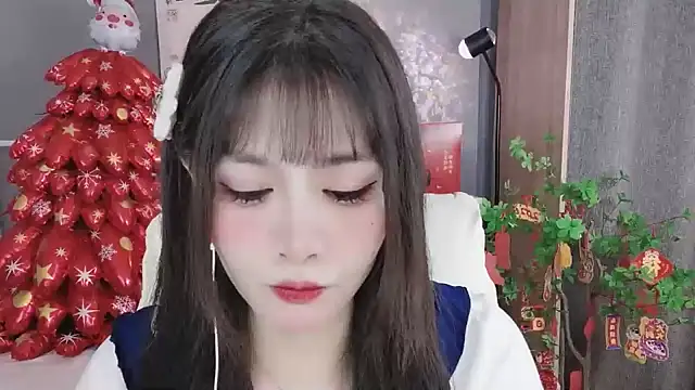 Snapshot of Nancy-Cindy chatting on February 15, 11:47 pm Nancy-Cindy online show from February 15, 11:47 pm