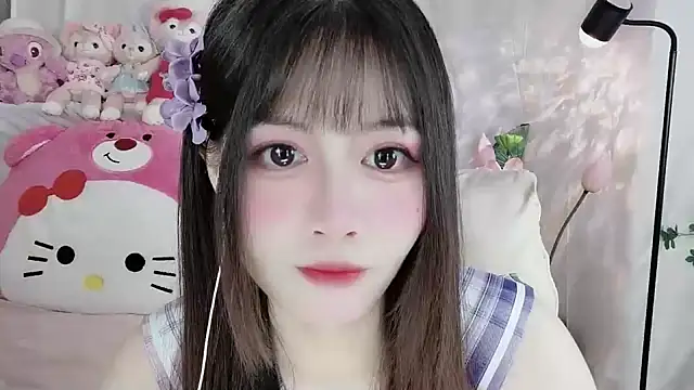 Snapshot of Nancy-Cindy chatting on October 7, 8:06 pm Nancy-Cindy online show from October 7, 8:06 pm