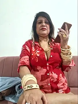 Hot Queen77 online show from February 28, 6:41 pm