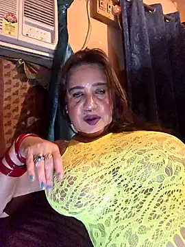 Hot Queen77 online show from May 4, 6:48 pm