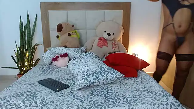 HELLEN SWEET6 online show from January 22, 1:10 am