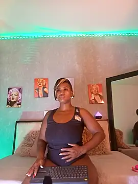 Snapshot of nahiarapalmer19 chatting on December 16, 5:11 pm nahiarapalmer19 online show from December 16, 5:11 pm