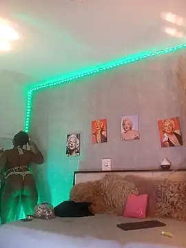 Snapshot of nahiarapalmer19 chatting on March 1, 10:42 pm nahiarapalmer19 online show from March 1, 10:42 pm