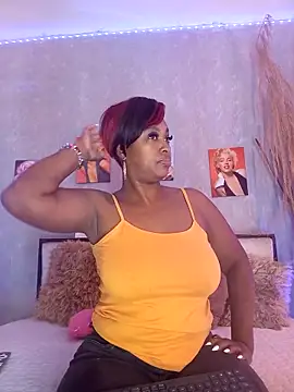 Snapshot of nahiarapalmer19 chatting on November 2, 4:20 pm nahiarapalmer19 online show from November 2, 4:20 pm