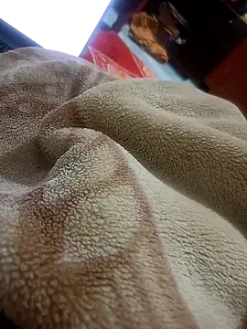 Snapshot of CuteyCouple chatting on March 1, 8:33 pm CuteyCouple online show from March 1, 8:33 pm