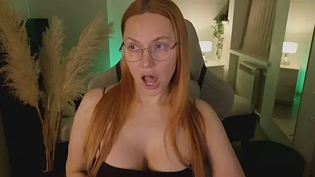 Snapshot of Love_Call chatting on February 22, 5:34 am Love Call online show from February 22, 5:34 am