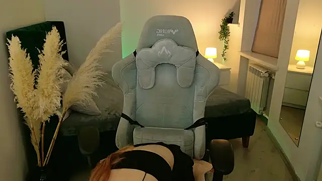 Snapshot of Love_Call chatting on September 28, 5:13 am Love Call online show from September 28, 5:13 am