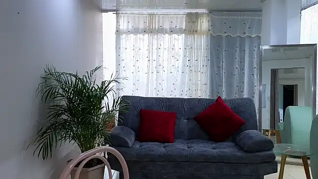 Snapshot of mei_sweetcat chatting on February 17, 7:42 pm mei sweetcat online show from February 17, 7:42 pm