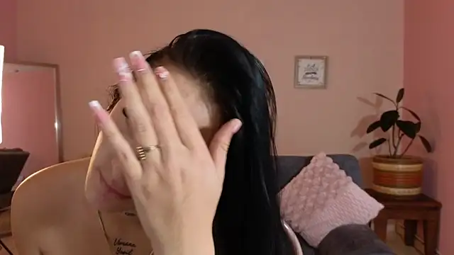 Snapshot of mei_sweetcat chatting on September 17, 12:07 pm mei sweetcat online show from September 17, 12:07 pm