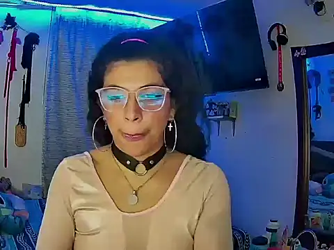 NicollWilliams 420 online show from February 3, 5:40 am