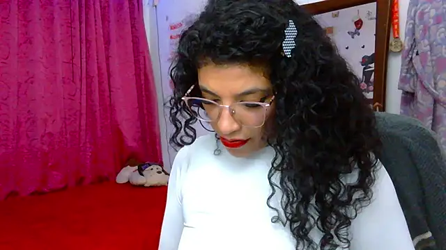 NicollWilliams 420 online show from December 3, 2:19 am