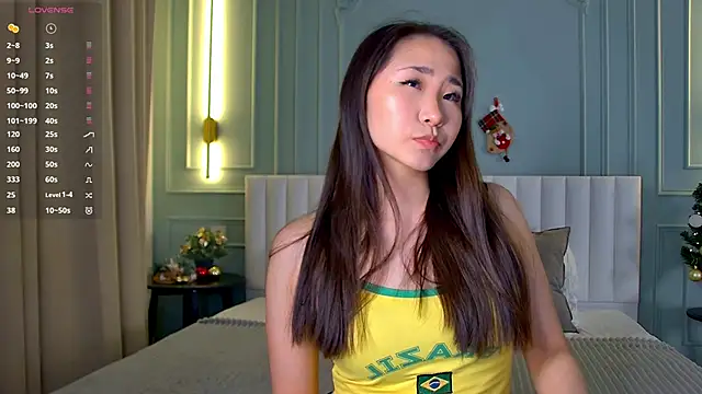 Snapshot of RizeShiro chatting on December 15, 5:34 am RizeShiro online show from December 15, 5:34 am